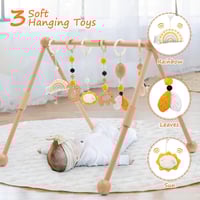 تعليقة العاب منتسوري بدعائم من خشب الصنوبر