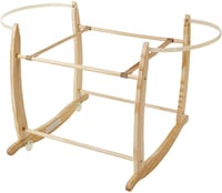 سلة مولود ابيض