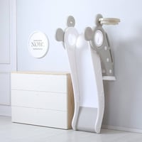 منزلق ممتع للاماكن المغلقة او المفتوحة باللون الرم...