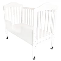 سرير اطفال مع حاجز اضافي