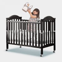 سرير أطفال خشبي كلاسيكي مع قاعدة حديدية متينة