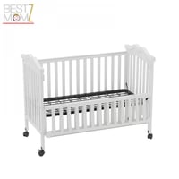 سرير اطفال خشبي بتصميم انيق