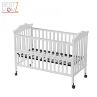 سرير اطفال خشبي بتصميم انيق