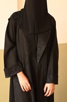 عبايه كتان بتدخيل جاكار كلوش