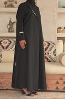 عبايه سوداء