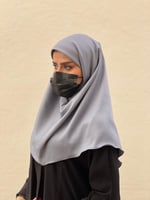 حجاب اسلامي مع مطاط