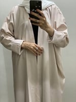 عبايه ملونه لف بأكمام دبل فيس مقلمه