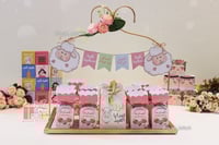 صحن منسق بثيم العيد