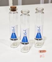 علبه زجاجيه بثيم الكيمياء