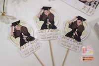 تغريسات بثيم التخرج