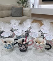 كوب بثيم اليوم العالمي للاداريات