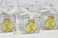 توزيعات شموع مع تاق اكريليك