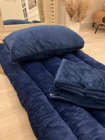 بكج الضيوف الشتوي لون كحلي