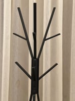 شماعة ملابس خشبيه