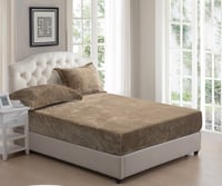 شرشف مغاط واكياس مخده مزدوج