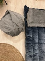 بكج الضيوف الشتوي لون رصاصي