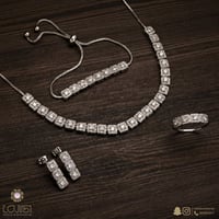 طقم زركون مطلي ( فضي )