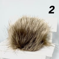 كرات الفرو ( البوم بوم 10 سم