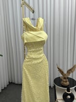 فستان سهره اللون : اصفر الخامه : + تفته الاصلي + ب...