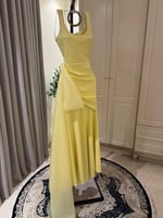 فستان سهره الخامه:باربي بتطريز شك يدوي على الصدر ا...