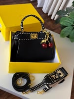 شنط فندي كاوليتى درجه اولى مع الملحقات: