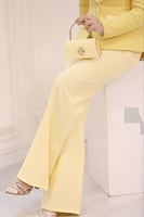 طقم بناتي للعمر المحير يتكون من جاكيت. تيشرت. بنطل...