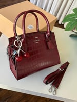 شنط كوتش كاوليتى درجه اولى مع الملحقات: