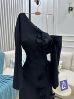 فستان سهره باربي مع ورد ليزر قصة كلاسيكيه المقاسات...