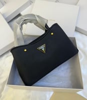 شنـط GUESS هاي كـوالتي درجه اولى الملحقات