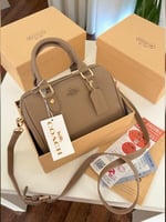 شنط كتش درجه اولى مع الملحقات