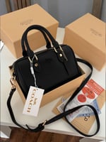 شنط كتش درجه اولى مع الملحقات