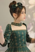 فستان بناتي تركي. يتكون من 3قطع _فستان +شباصه+شنتا...