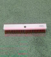 مكنسه شعر احمر خشن سيرلنكي بالدرزن مقاس 30سم - 40س...