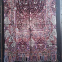 تطريز ابيض