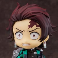 Tanjiro (B)