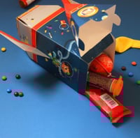 علبة عيدية ( القائد ) بدون تعبئة