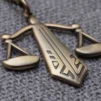 تعليقة محاماة