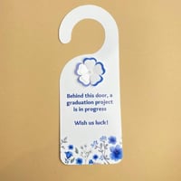 تعليقة باب | تصميم ازرق