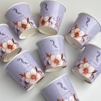 كوب ورقي بتصميم مميز