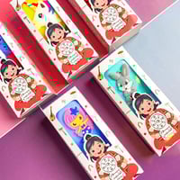 فرشاة شعر | التأسيس