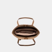 حقيبة توتي روكستد