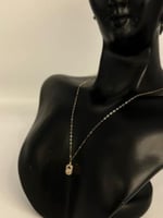 شوكر ناعم و انيق ذهب عيار18 مميز و انيق للهدايا بو...