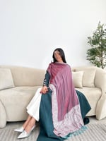 عباية نقشة الكشمير – فخامة الأخضر العنّابي