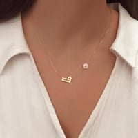 سلسلة حرف بلمسة ذهبية فريدة