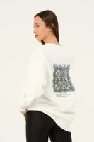 بلوفر بتصميم فريد مميز و جودة عالية