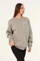 بلوفر الجيب الامامي بتصميم ناعم وانيق