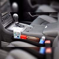 قطعتين بين الكراسي والسنادة