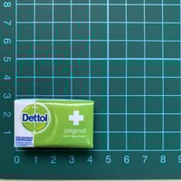 مغناطيس صابون ديتول