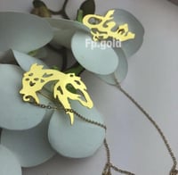 طقم بروشين (بروش حصان + بروش الاسم الثنائي) مطلي ذ...