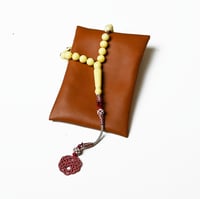 مسباح زعفراني مع طربزونة نحاس فضي